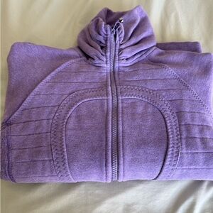 Lululemon jacket, Lavender, Size 6, in good condition